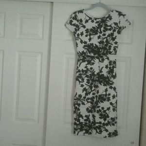 New w/tag Fitted open back midi dress
